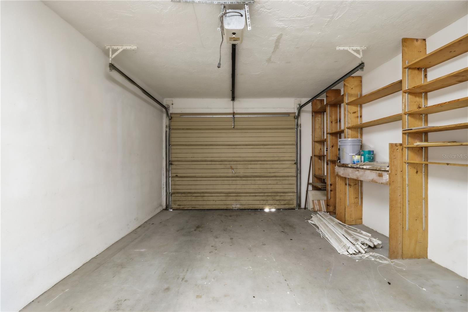 BEVERLY HILLS UNIT 06 - Residential
