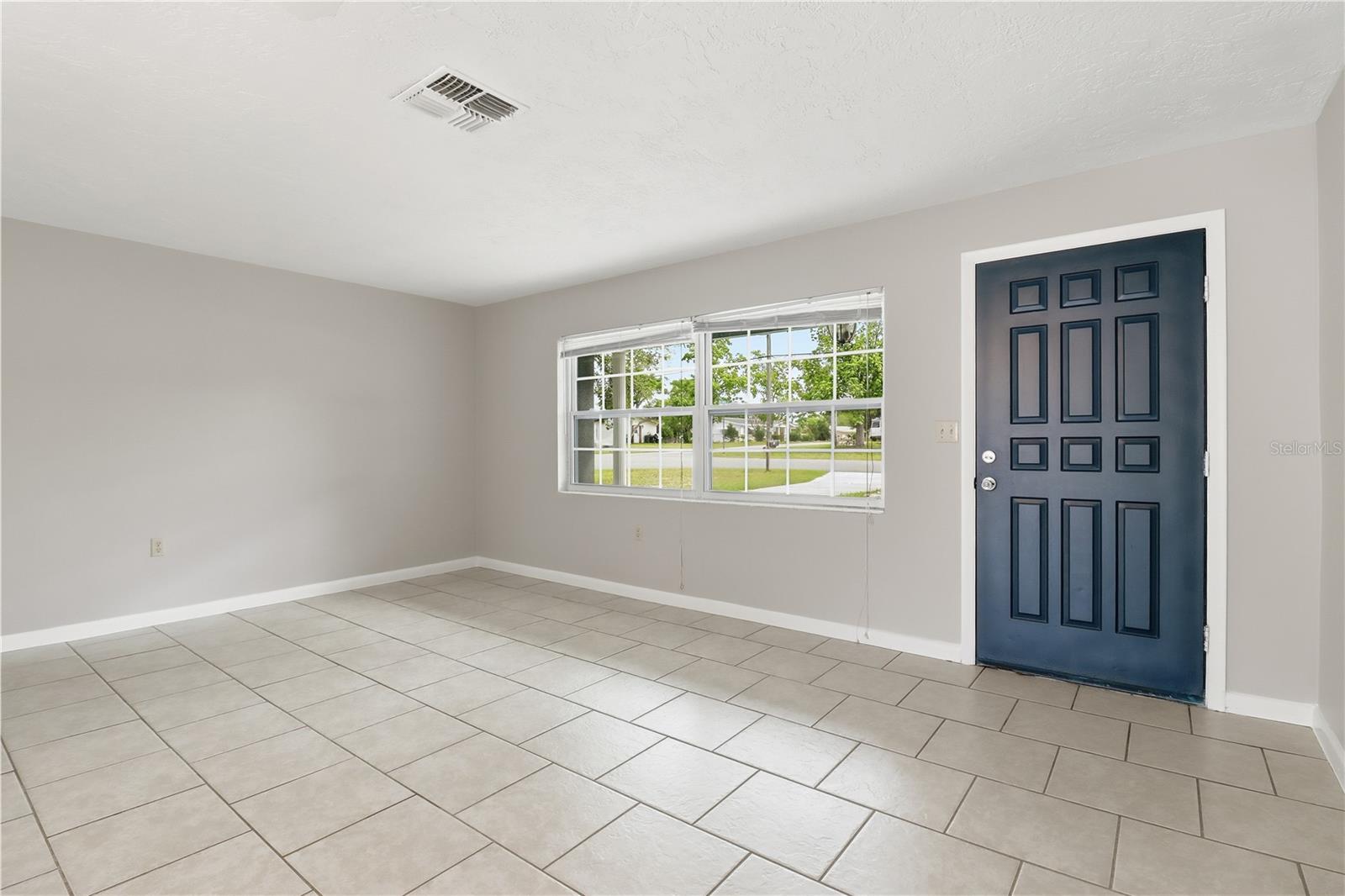 BEVERLY HILLS UNIT 06 - Residential