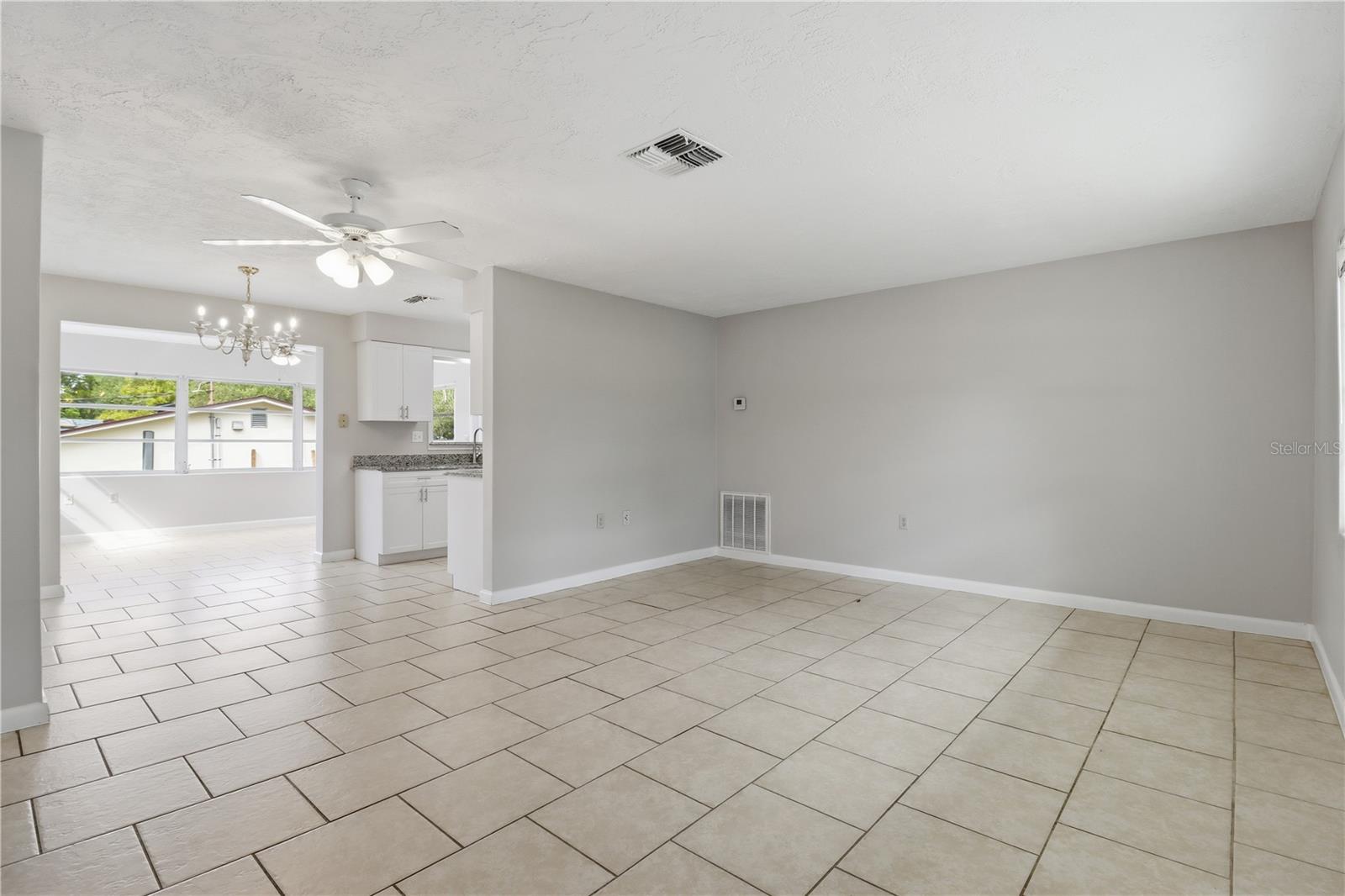 BEVERLY HILLS UNIT 06 - Residential