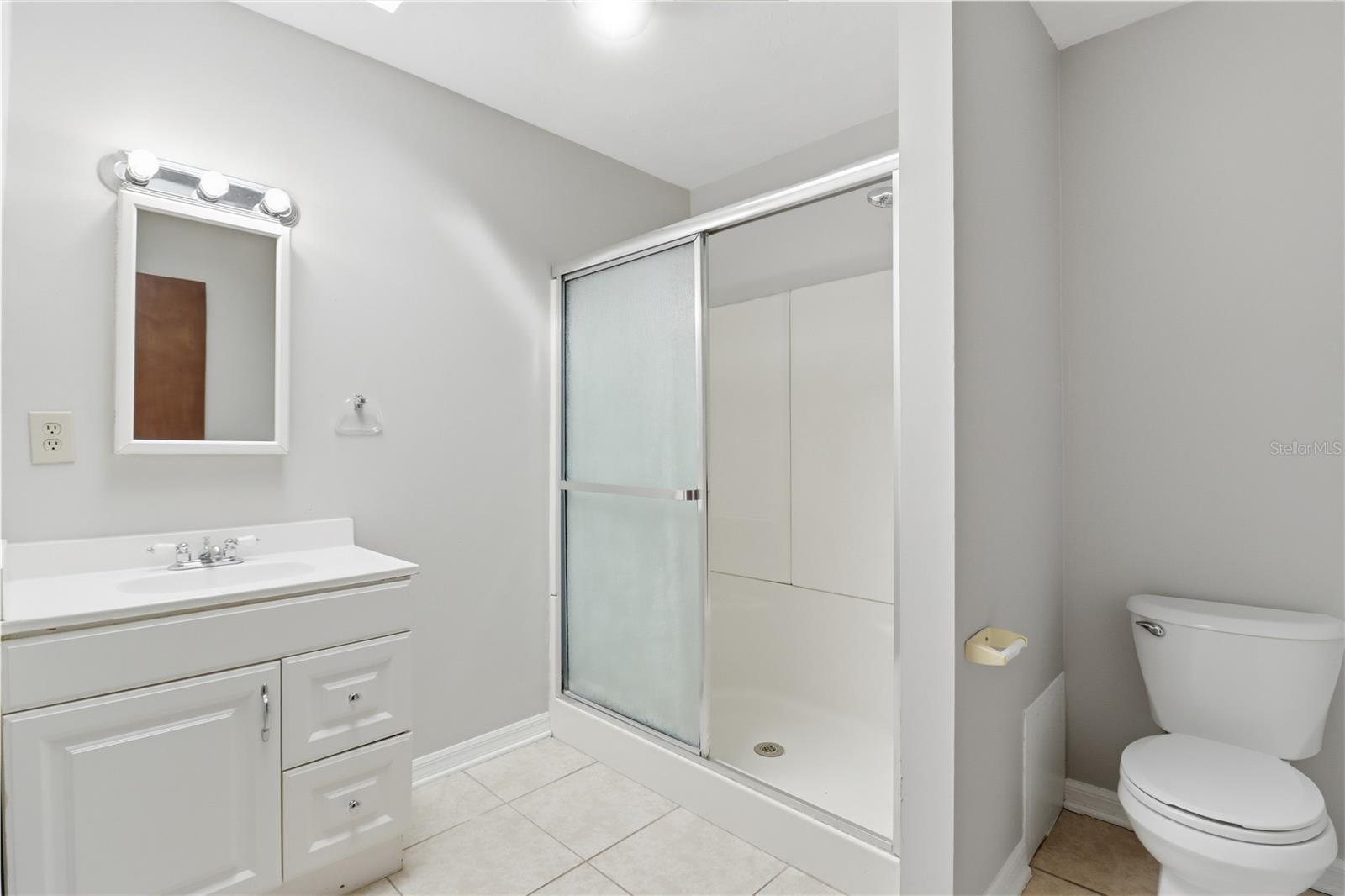 BEVERLY HILLS UNIT 06 - Residential