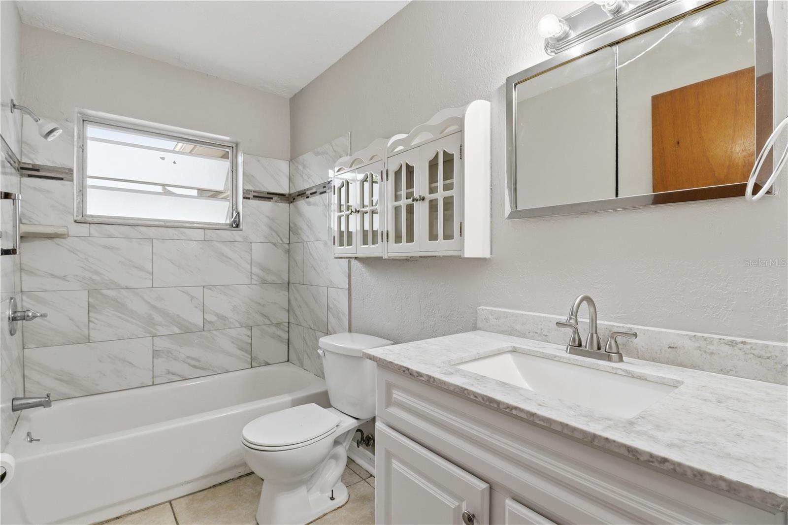 BEVERLY HILLS UNIT 06 - Residential