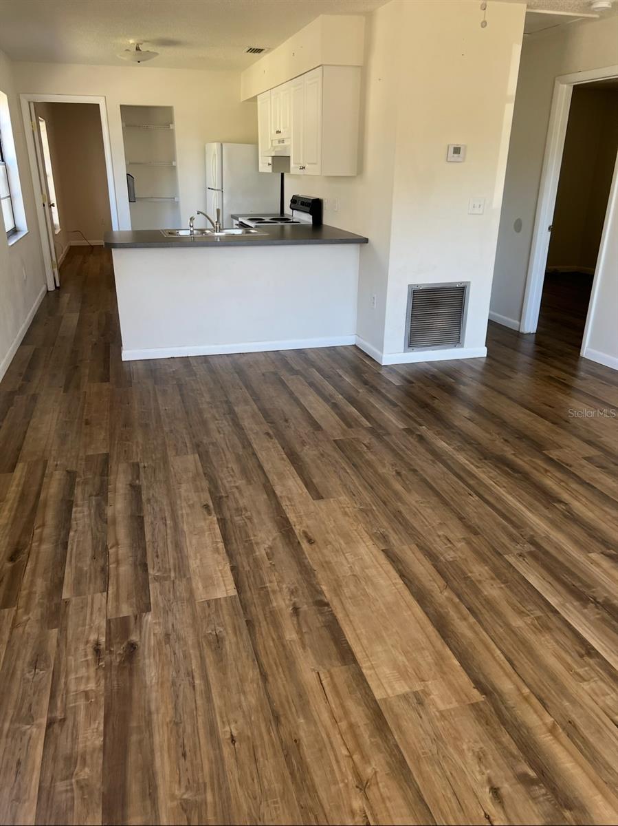 SE1/4 OF SW1/4 SEC 36 TOWNSHIP 34S RANGE 17E - Residential Income