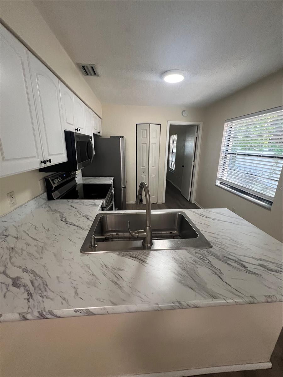 607 23RD AVENUE E, BRADENTON, FL, 34208 4 607 23RD AVENUE E