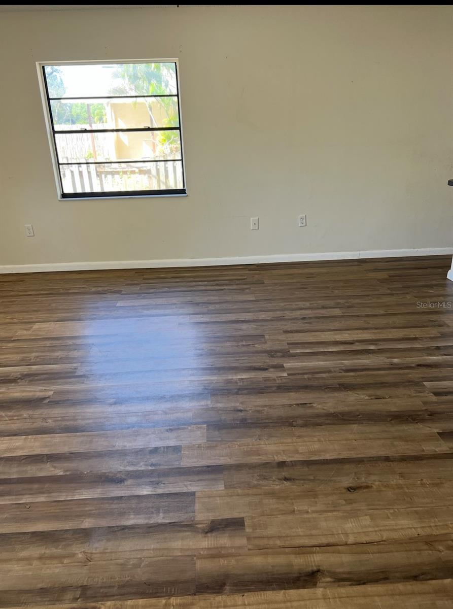 SE1/4 OF SW1/4 SEC 36 TOWNSHIP 34S RANGE 17E - Residential Income