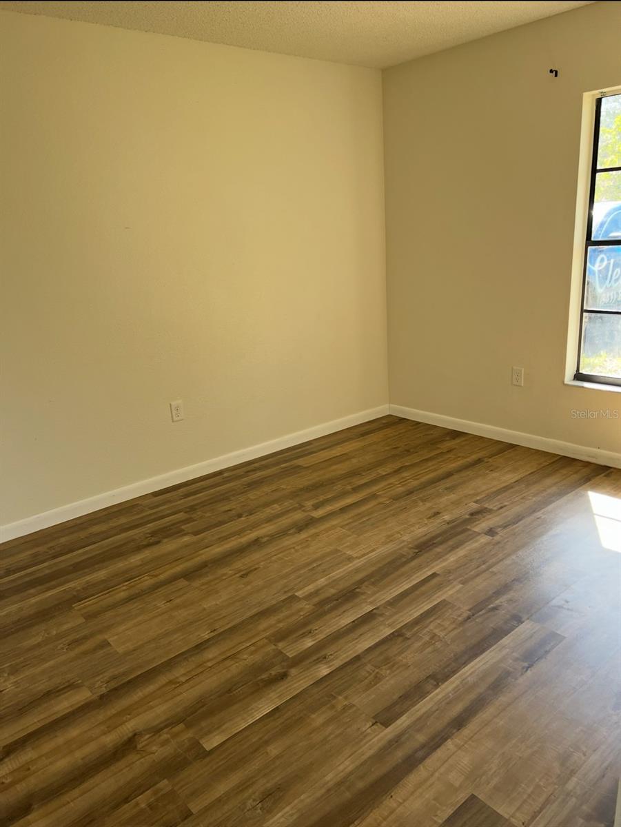 SE1/4 OF SW1/4 SEC 36 TOWNSHIP 34S RANGE 17E - Residential Income