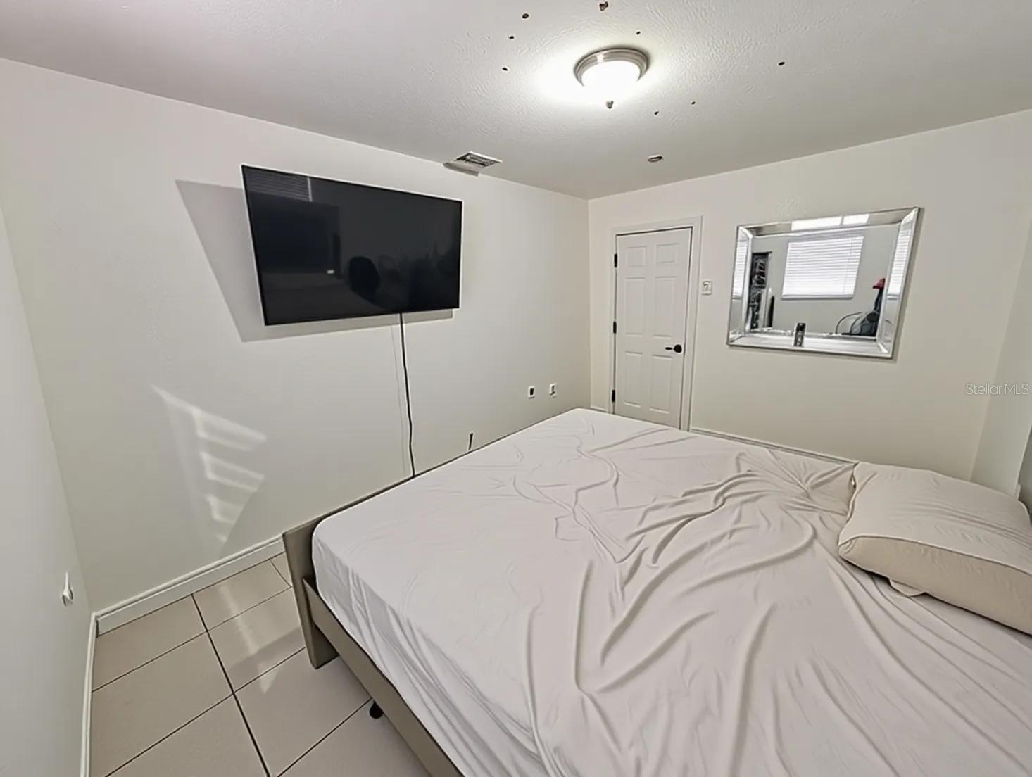 MORA SUB - Residential Income