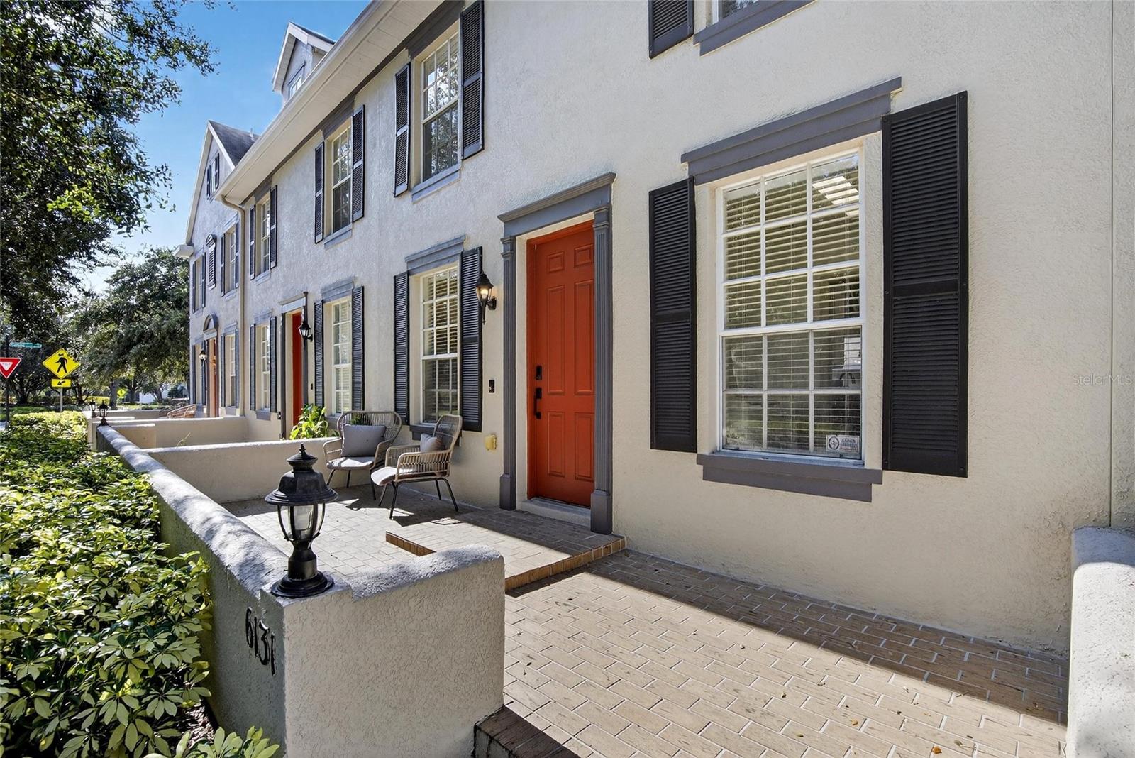 6131 FISHHAWK CROSSING BOULEVARD