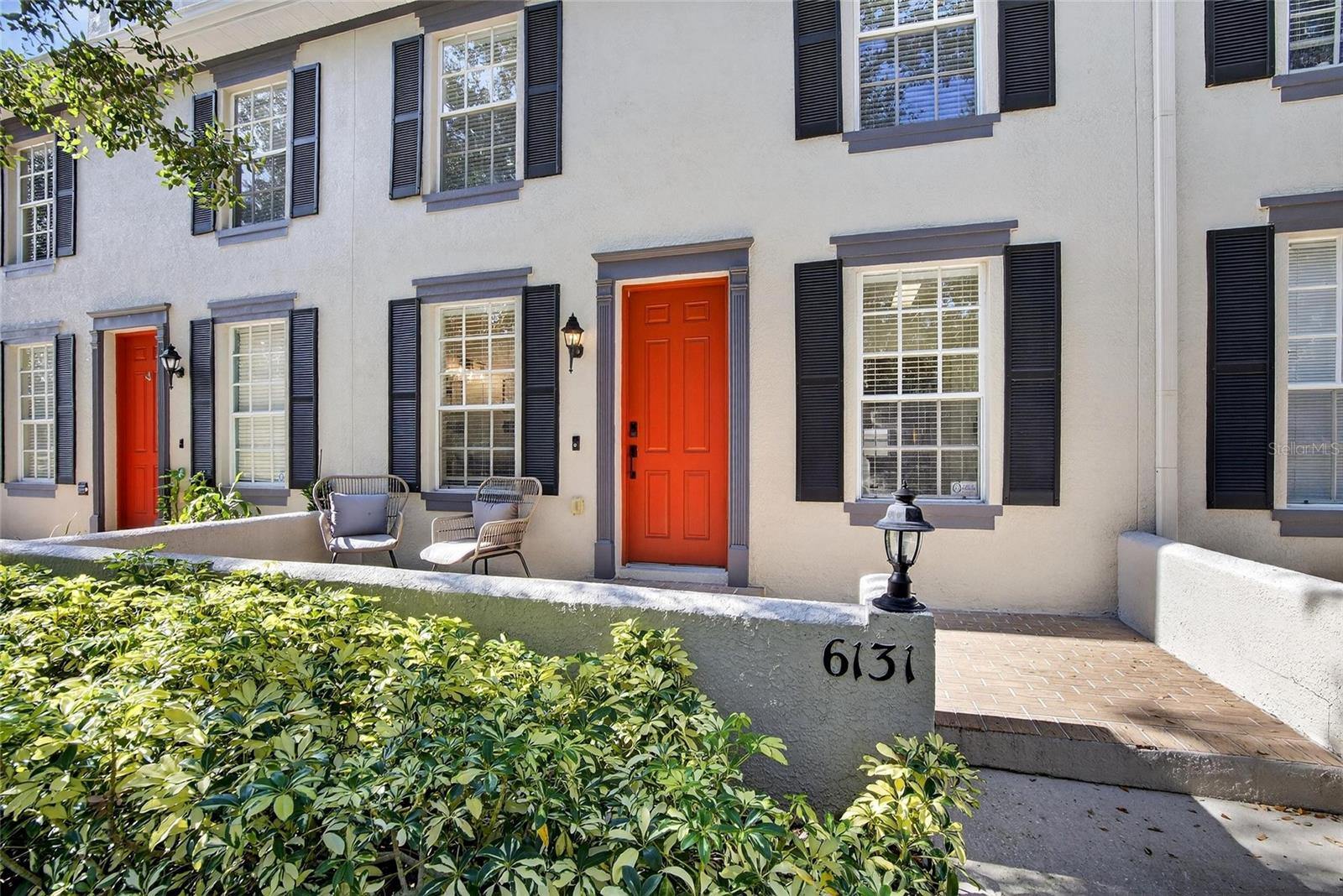 6131 FISHHAWK CROSSING BOULEVARD