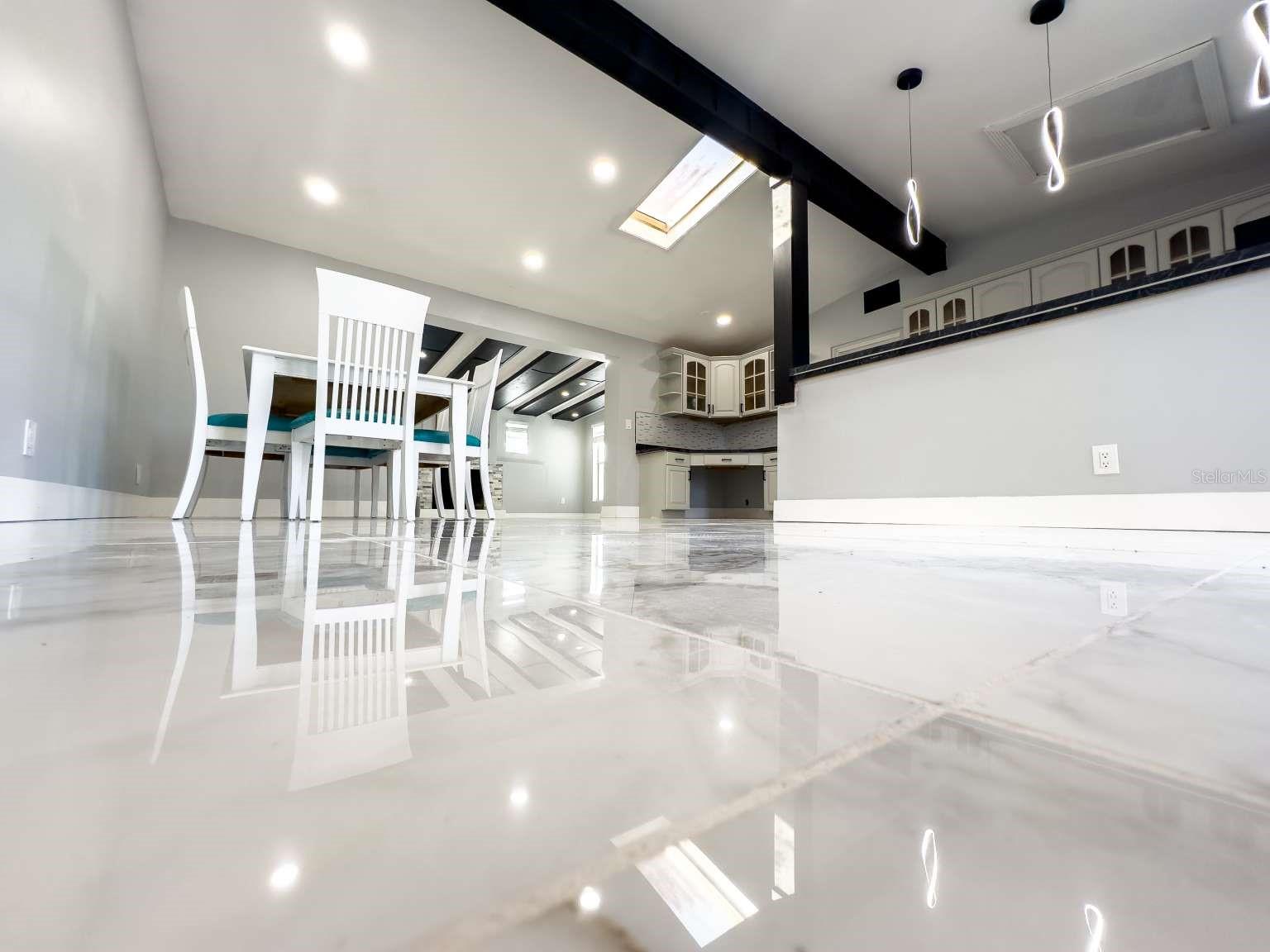 UNPLATTED - Residential Lease