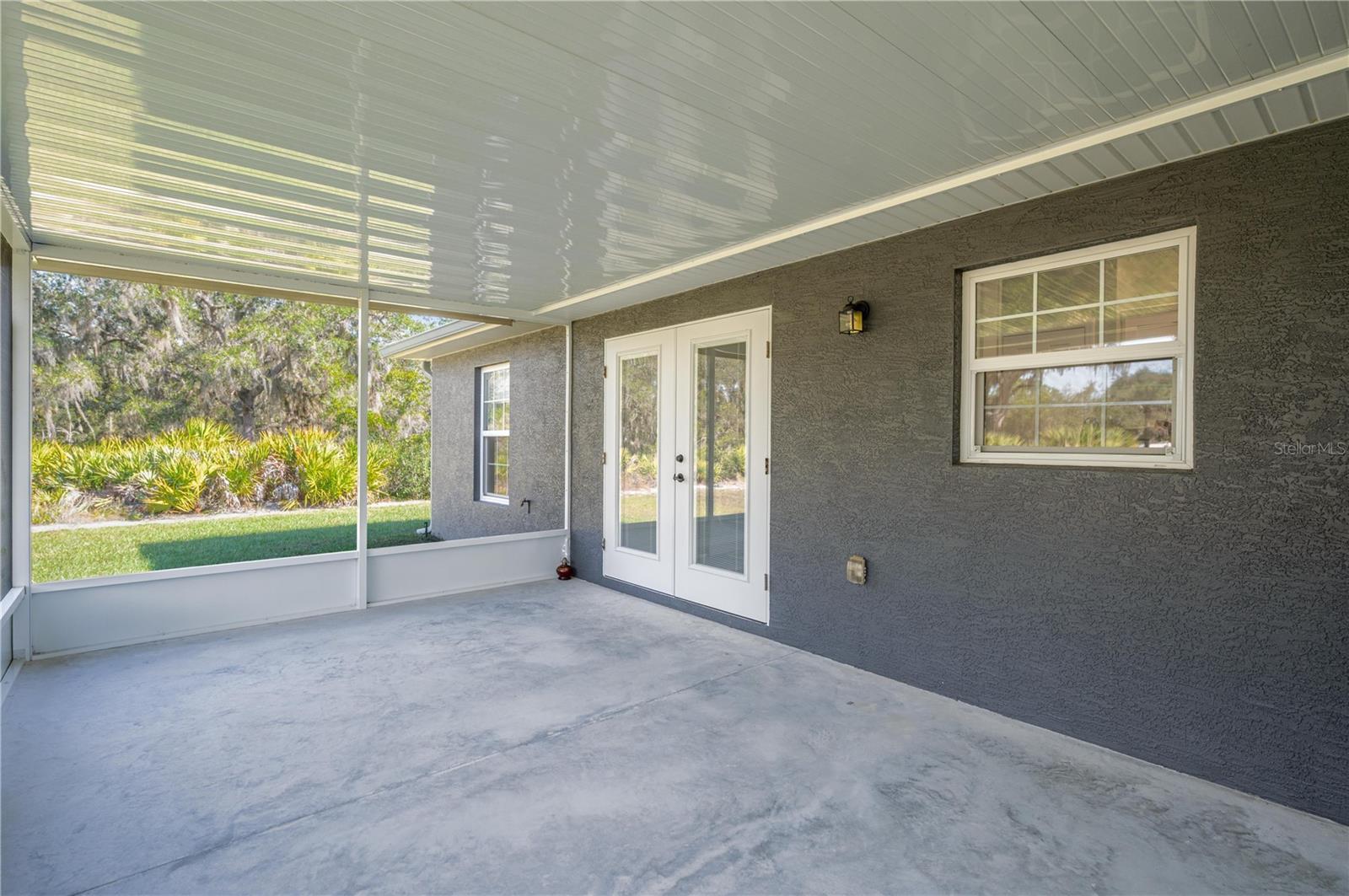 SPRING LAKE VILLAGE VI S OF 98 - Residential