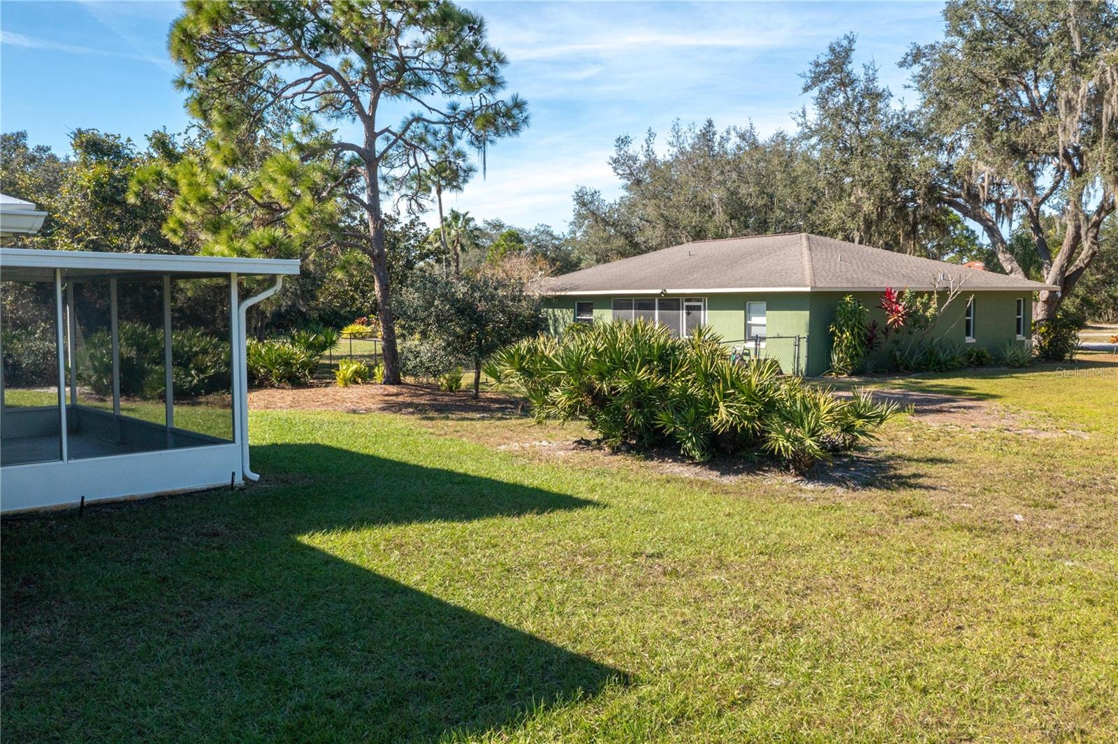 SPRING LAKE VILLAGE VI S OF 98 - Residential