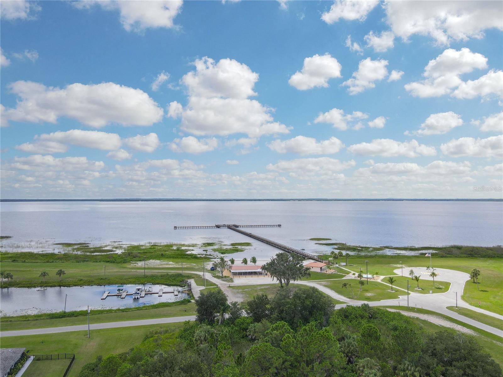 INDIAN LAKE EAST - Land