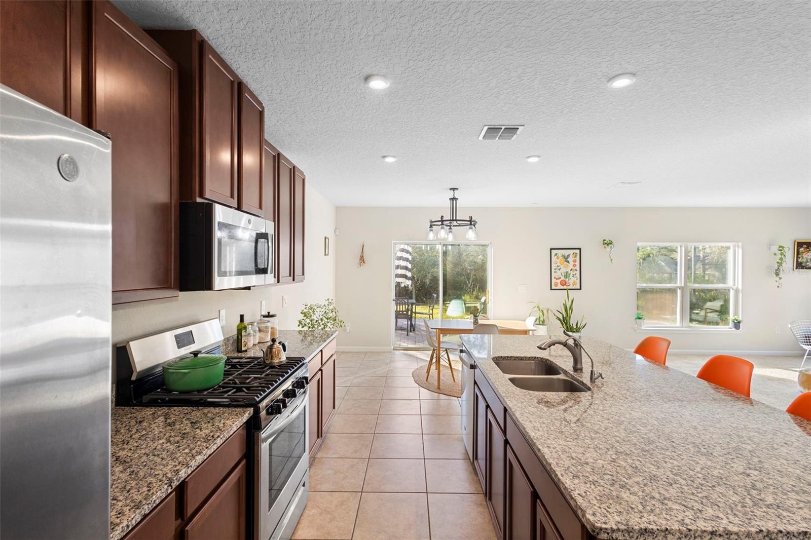 VICTORIA TRLS NORTHWEST 7 PH 2 - Residential