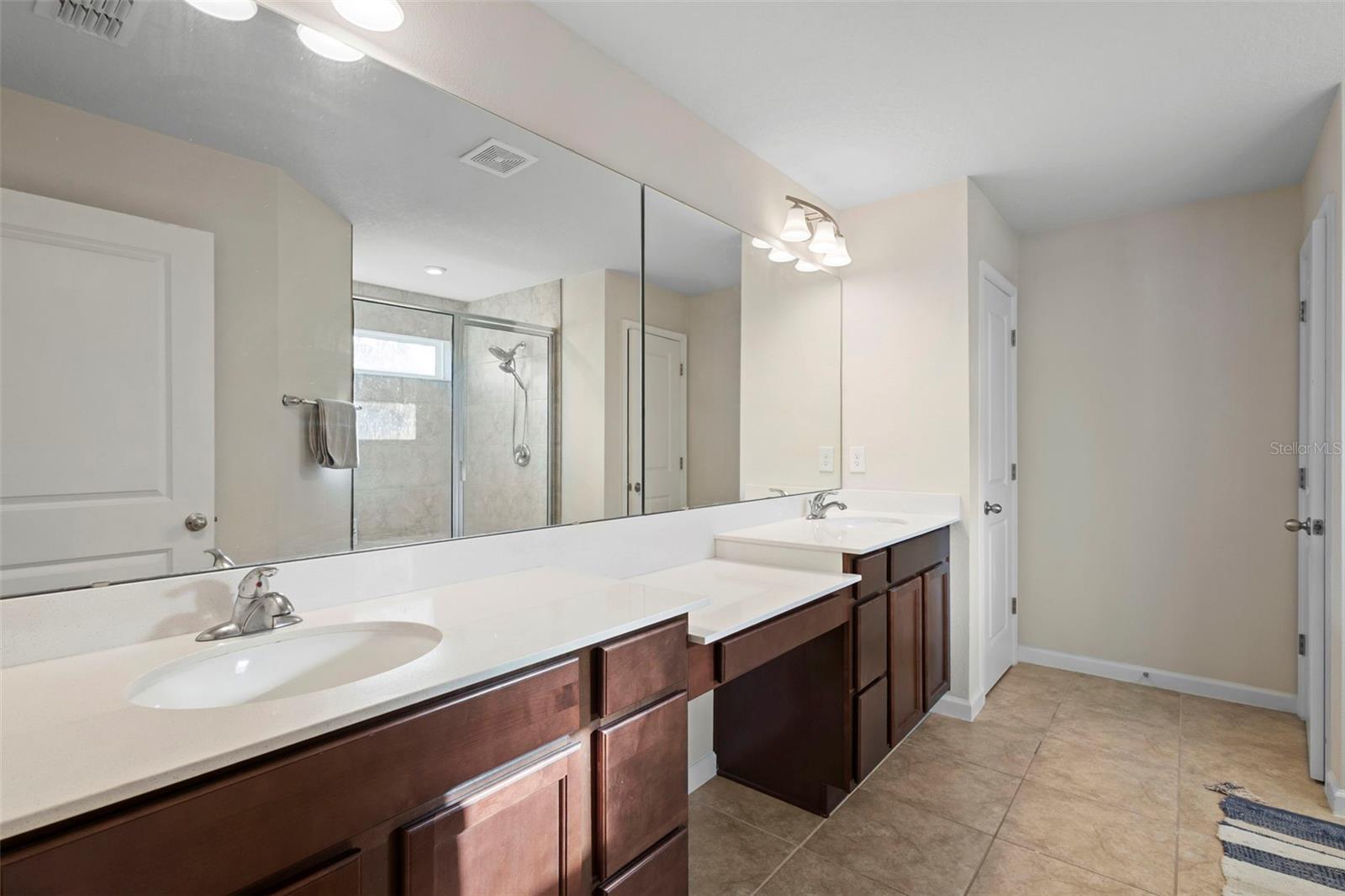 VICTORIA TRLS NORTHWEST 7 PH 2 - Residential