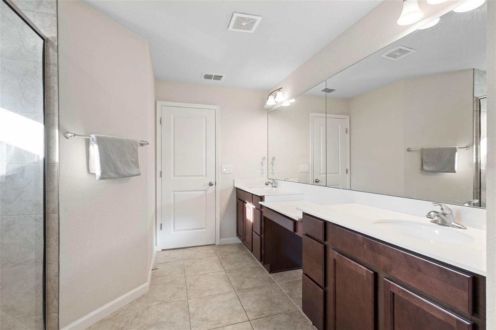 VICTORIA TRLS NORTHWEST 7 PH 2 - Residential