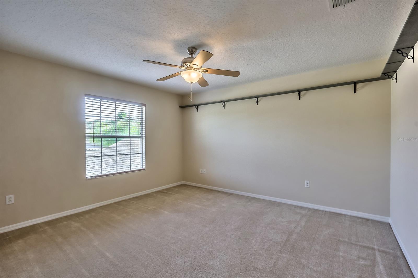 Grande Champion - Residential