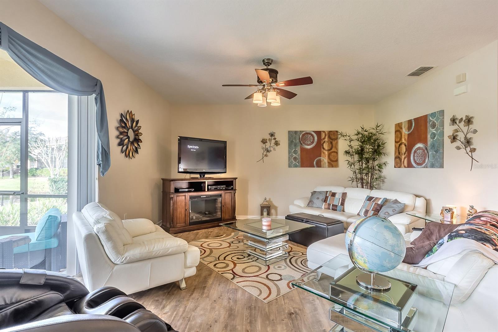 Grande Champion - Residential