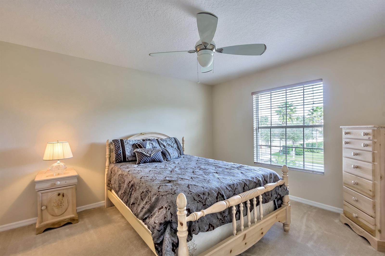 Grande Champion - Residential