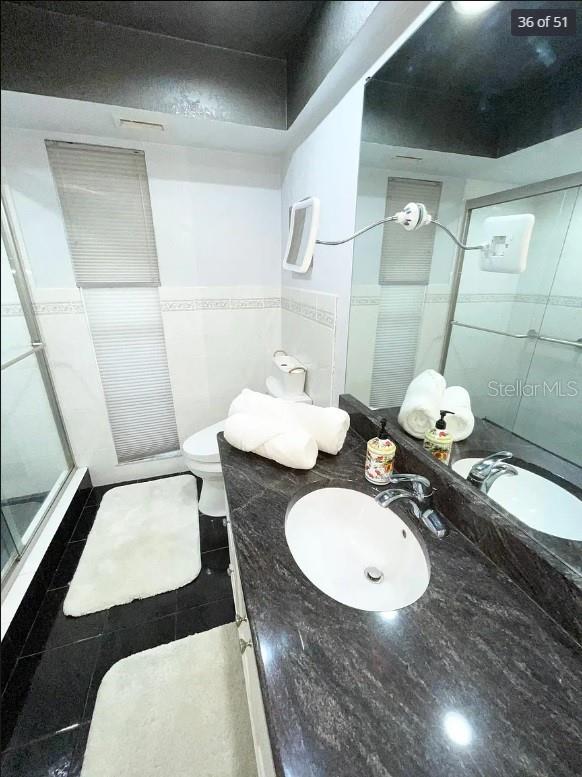 VENETIAN ISLES - Residential Lease