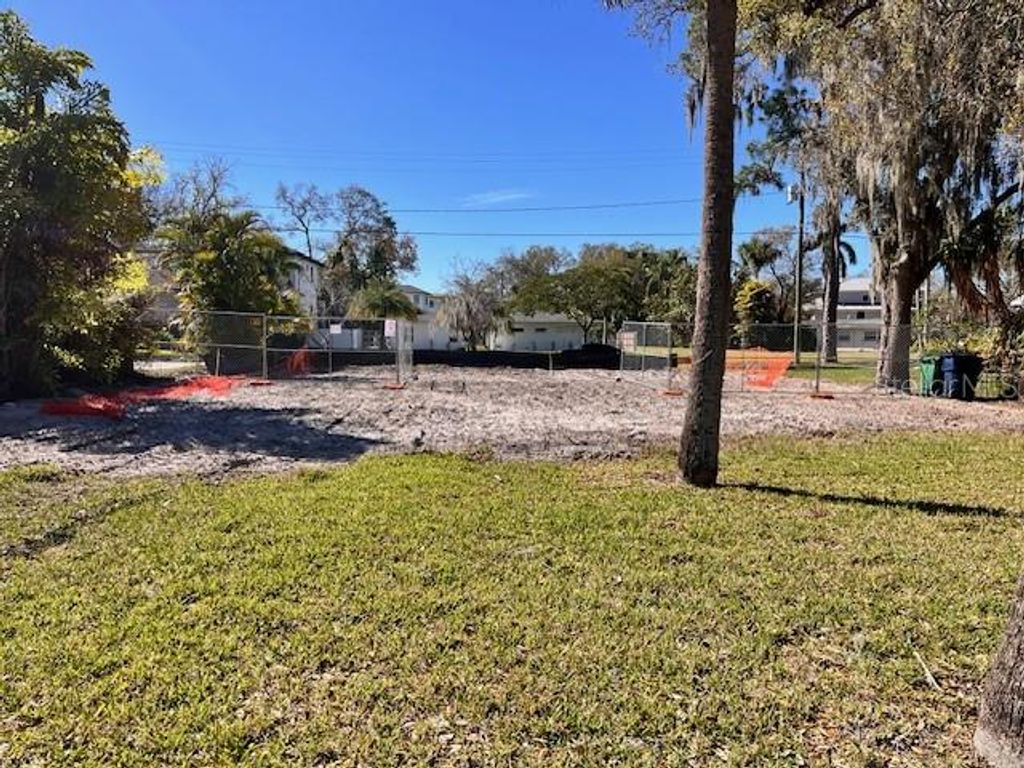 Photo of 2640 S Dundee Street, Tampa, FL 33629 (MLS # T3506625)