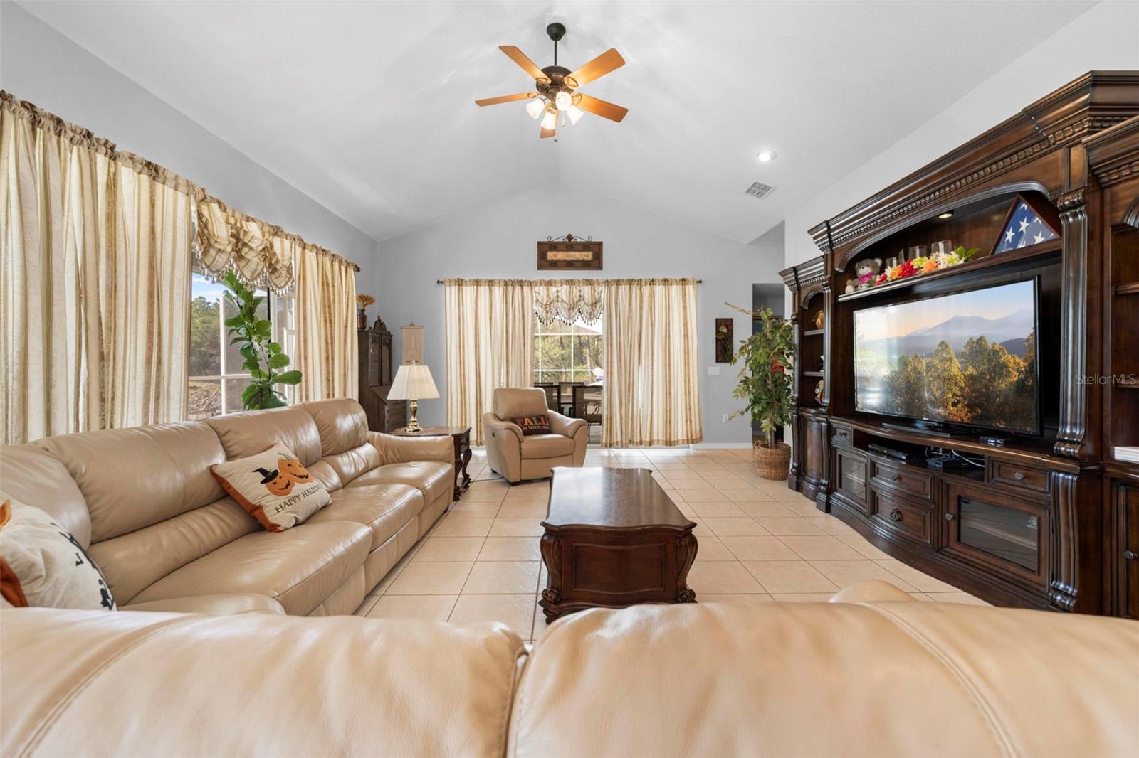 WOODLAND WATERS PH 1 - Residential