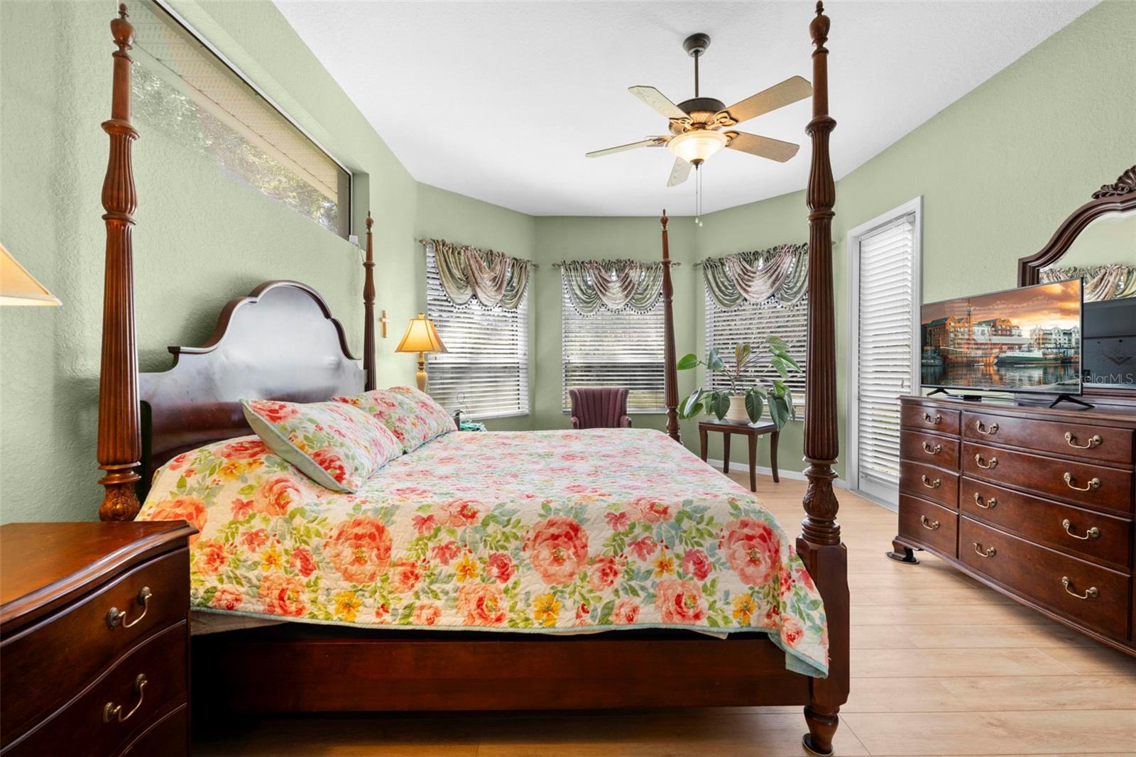 WOODLAND WATERS PH 1 - Residential