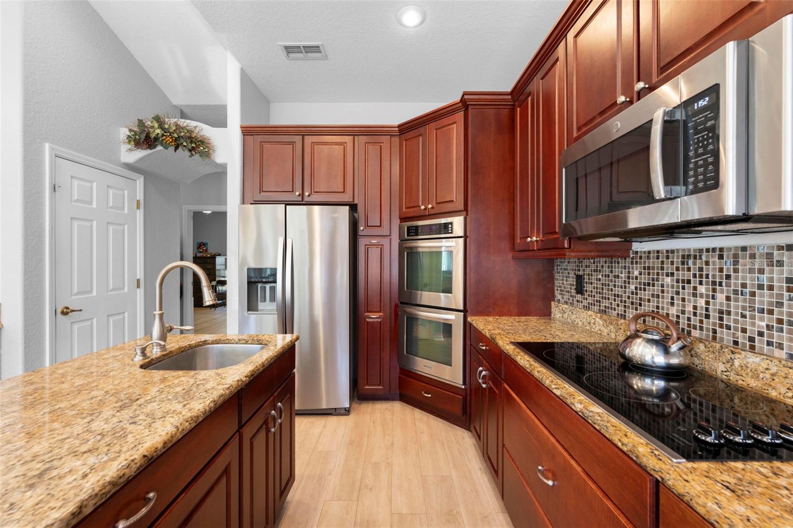 WOODLAND WATERS PH 1 - Residential