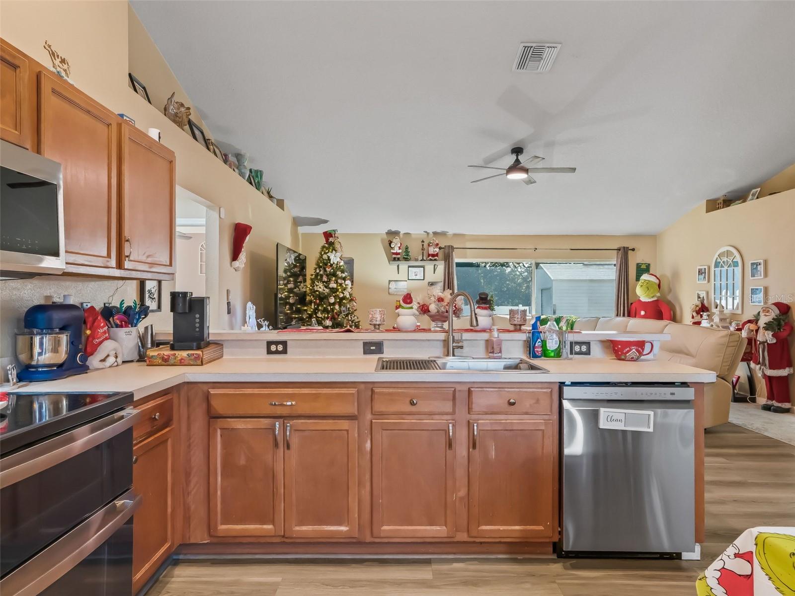 MARION OAKS UN 11 - Residential