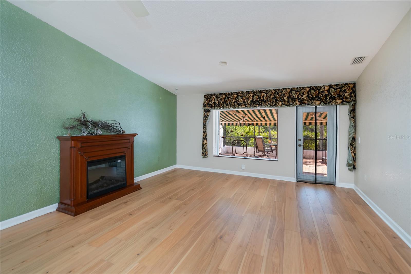 BURNT STORE GOLF VILLAS - Residential