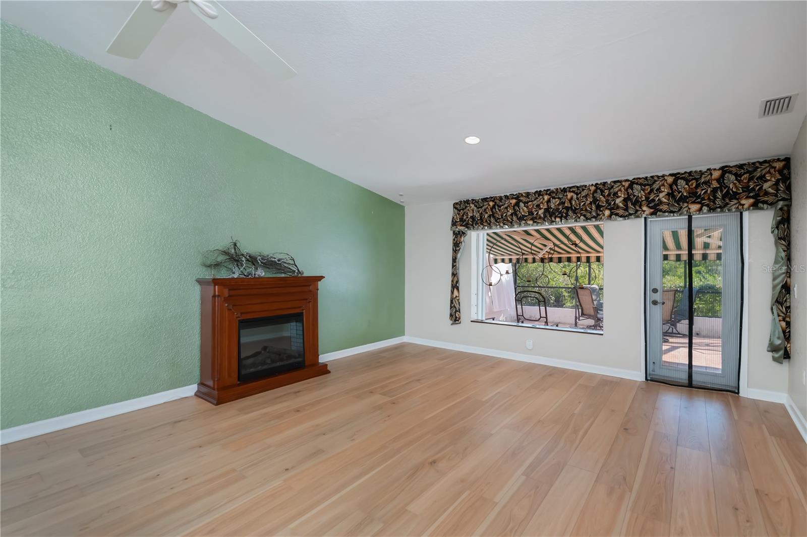 BURNT STORE GOLF VILLAS - Residential