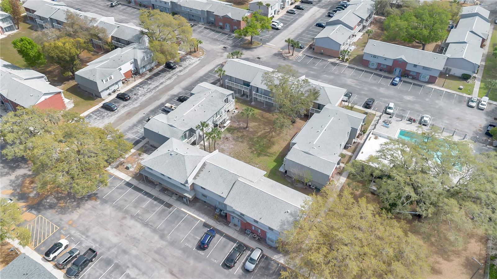 COLONIES - Residential