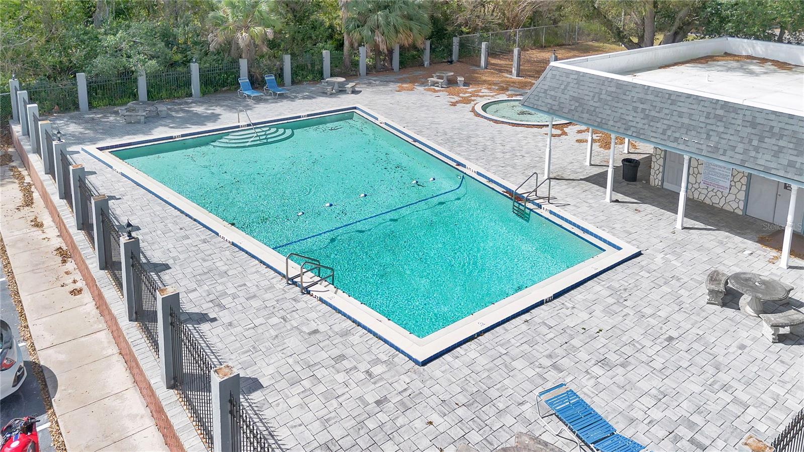 COLONIES - Residential