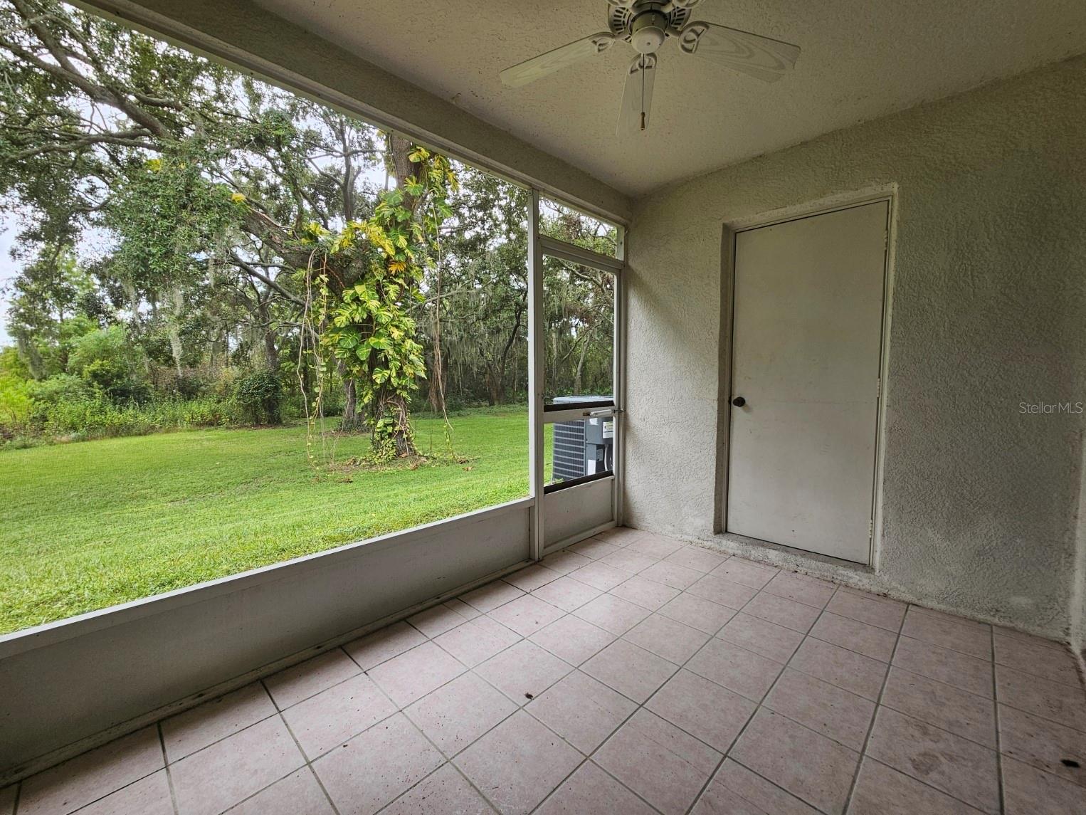 REGENCY KEY TOWNHOMES - Residential Lease