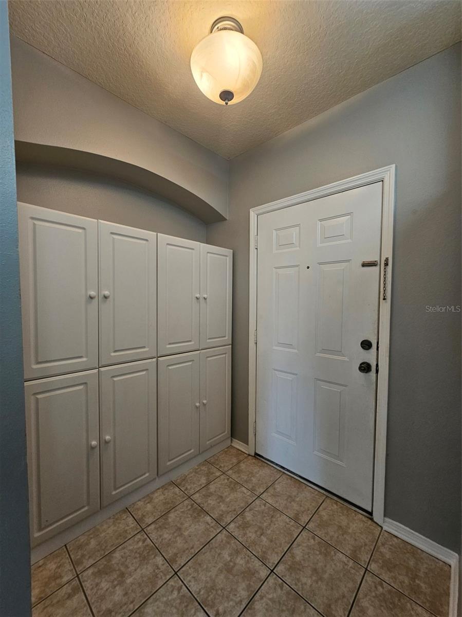 REGENCY KEY TOWNHOMES - Residential Lease