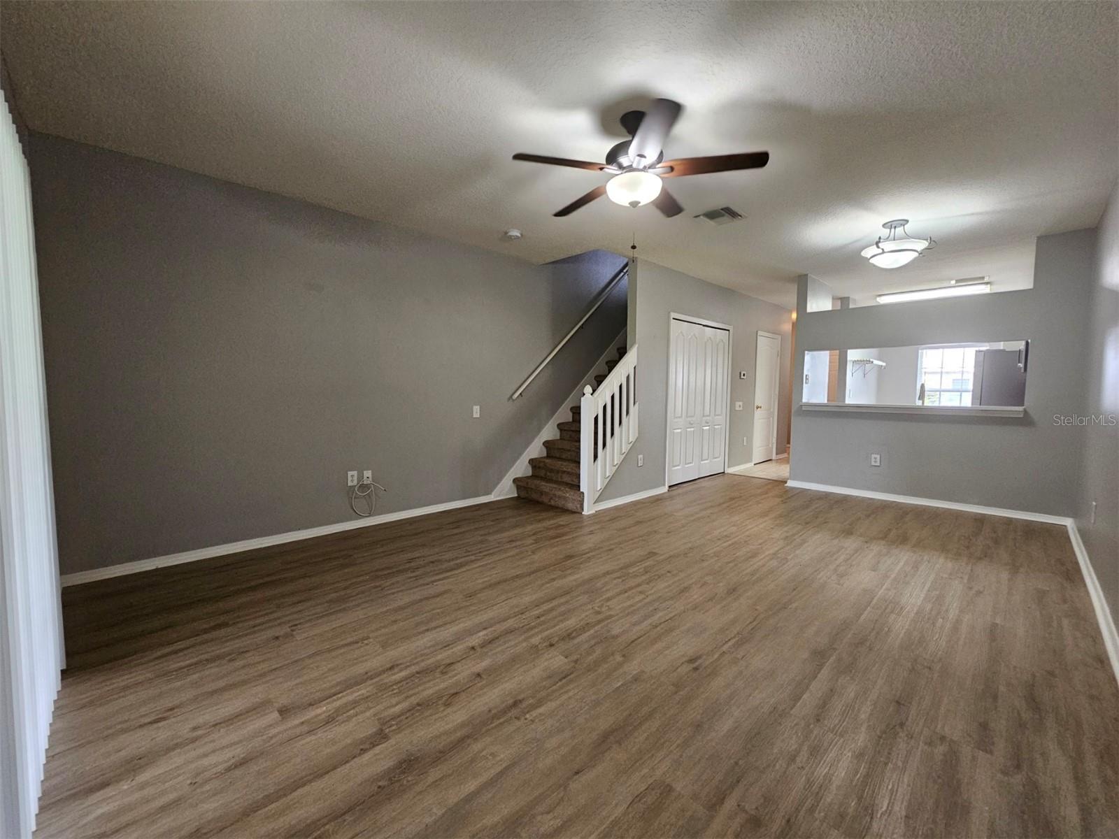 REGENCY KEY TOWNHOMES - Residential Lease