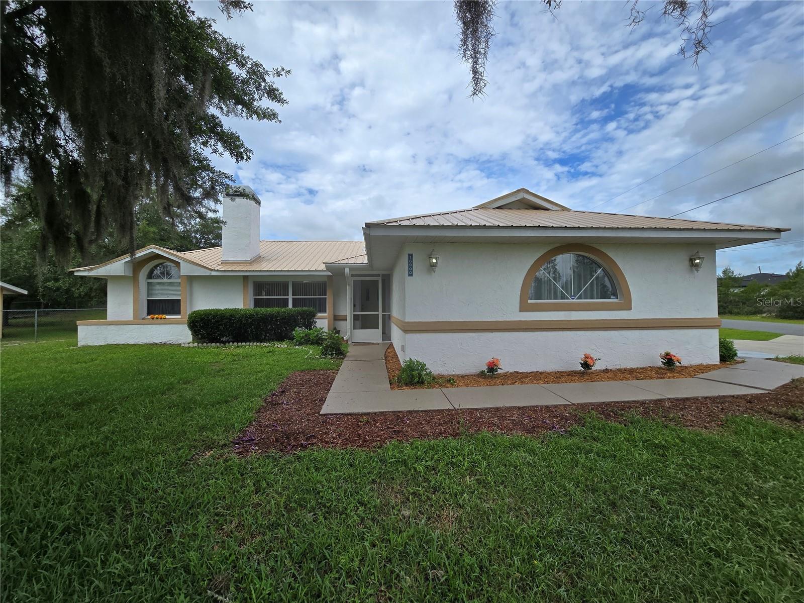 MARION OAKS UN 04 - Residential