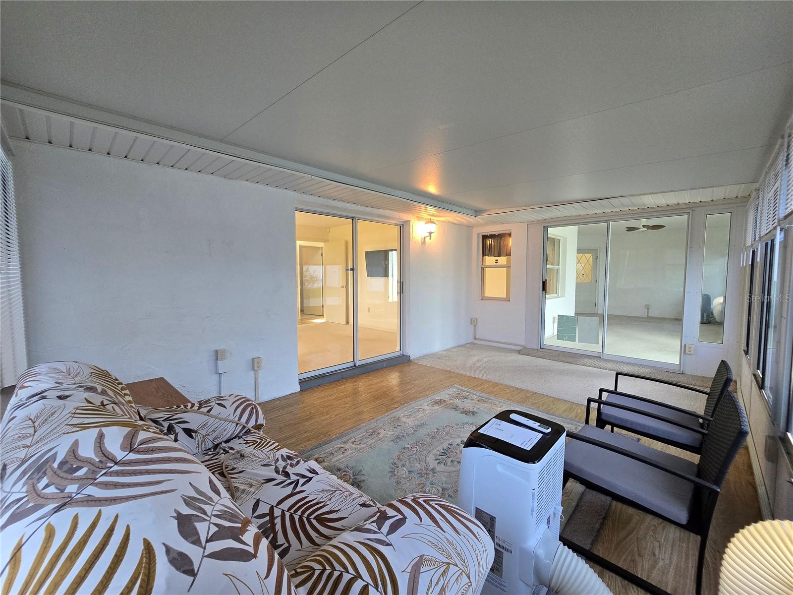 MARION OAKS UN 04 - Residential