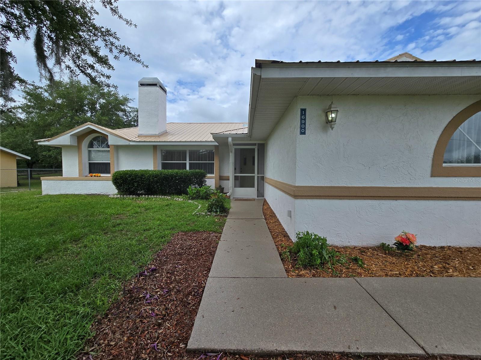 MARION OAKS UN 04 - Residential