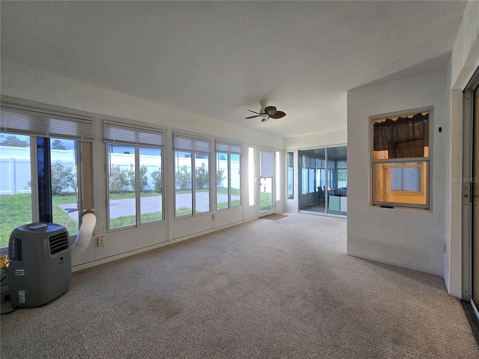 MARION OAKS UN 04 - Residential