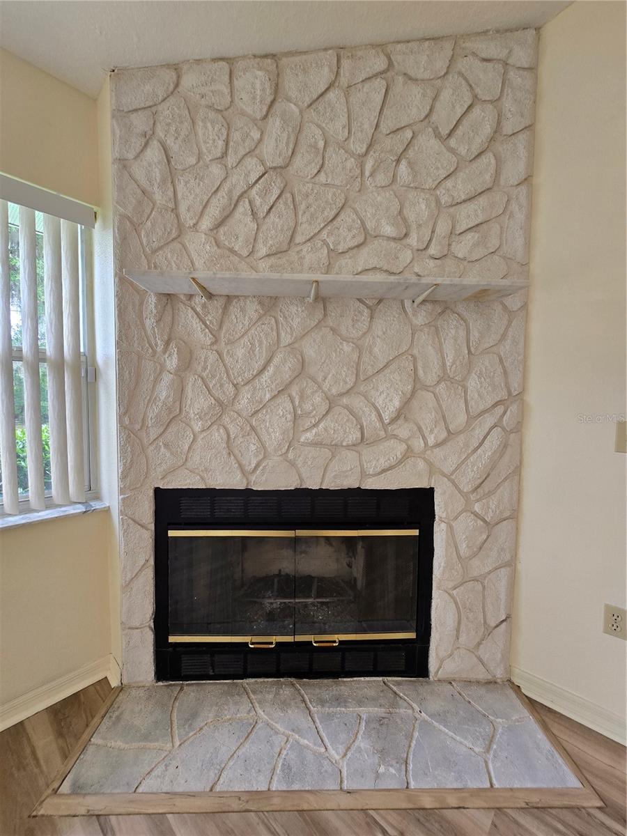 MARION OAKS UN 04 - Residential