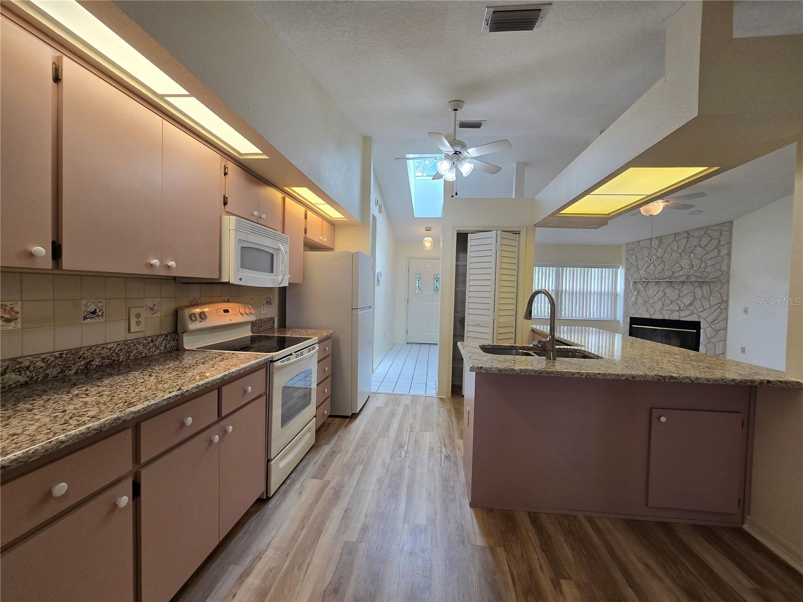 MARION OAKS UN 04 - Residential