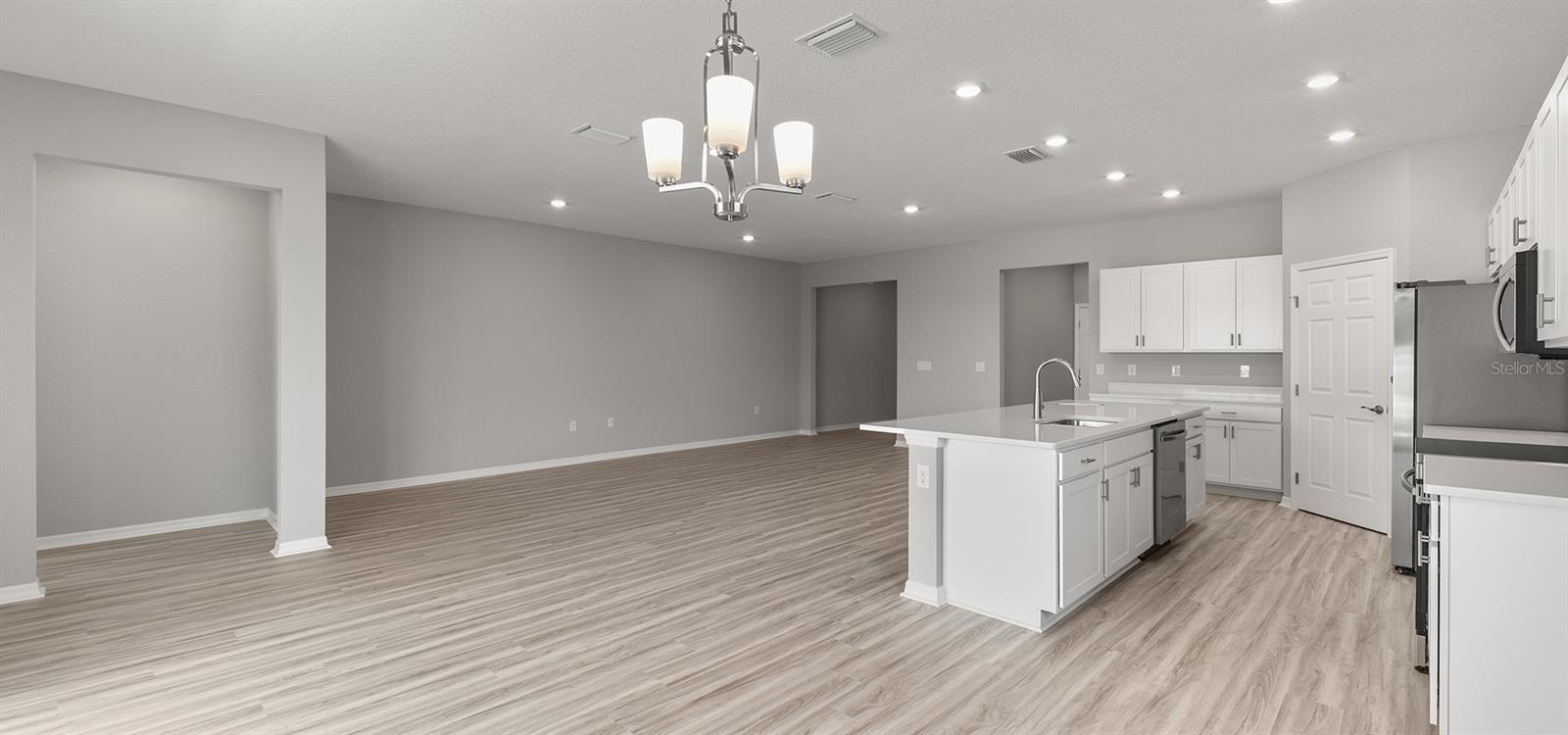 VISTA TRACE - Residential