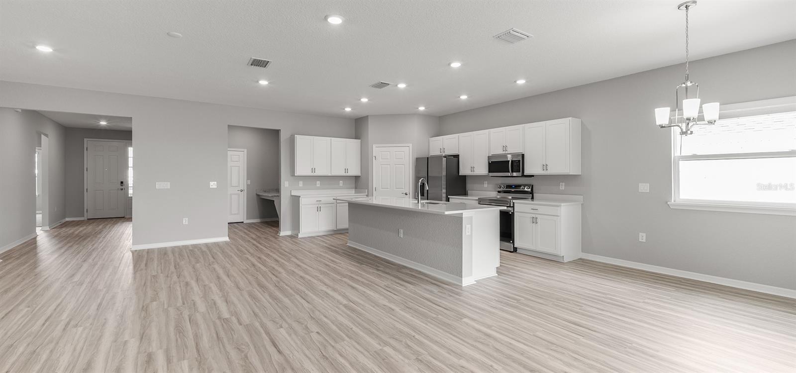 VISTA TRACE - Residential
