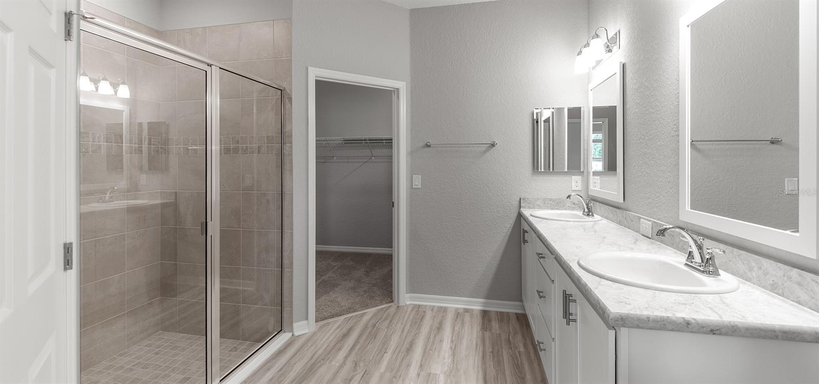 VISTA TRACE - Residential