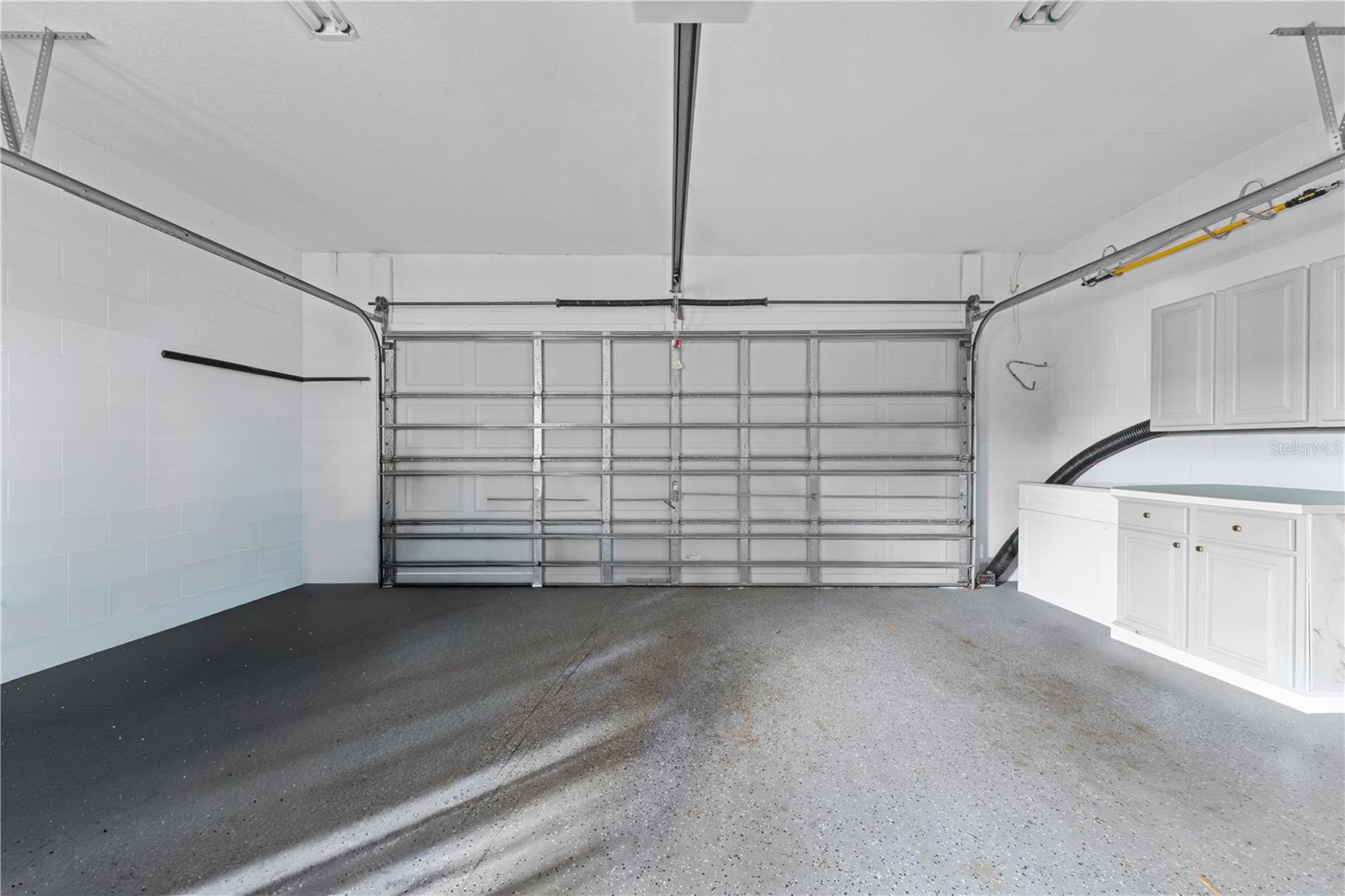 LOST CREEK - Residential