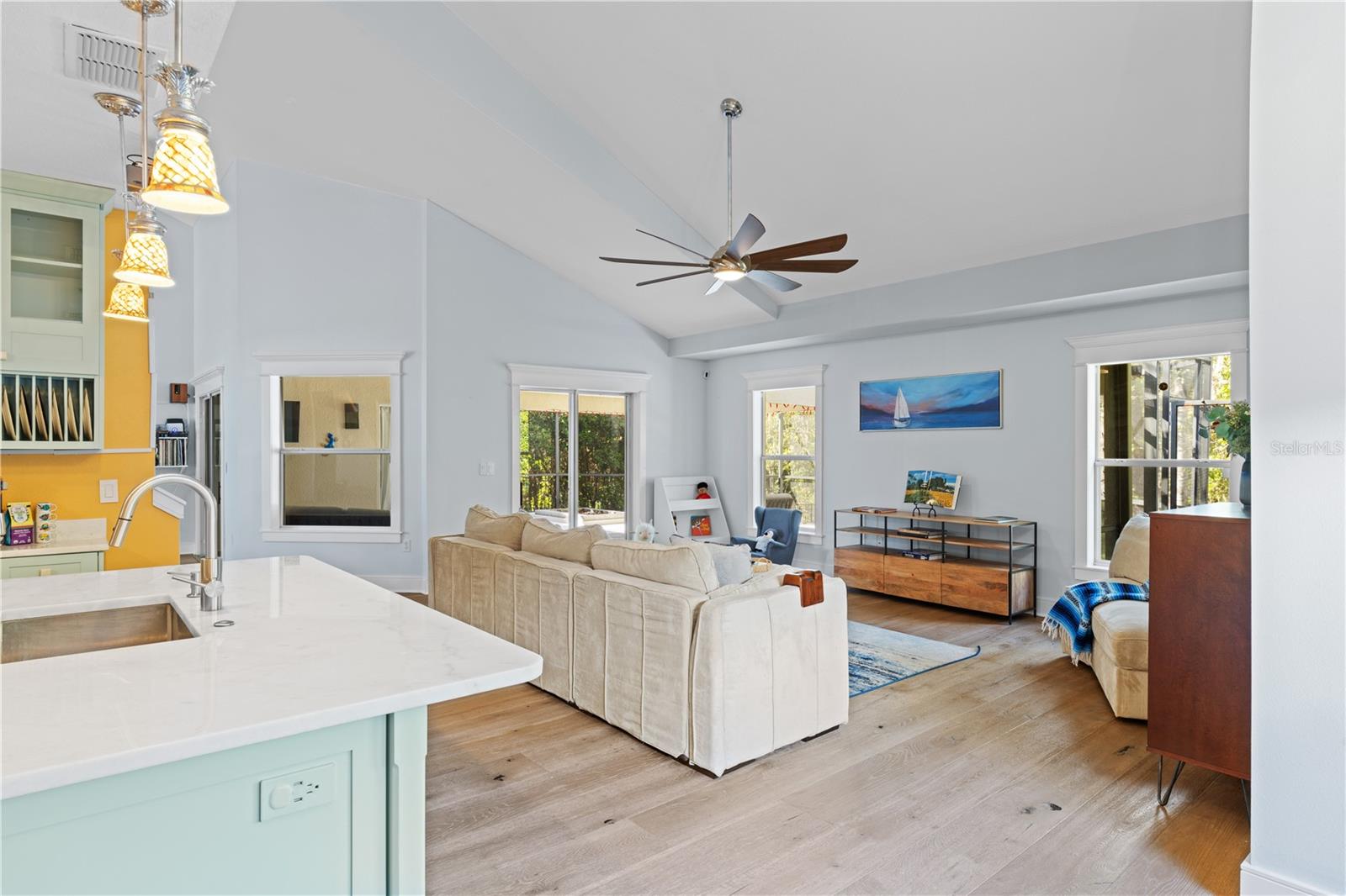 LOST CREEK - Residential