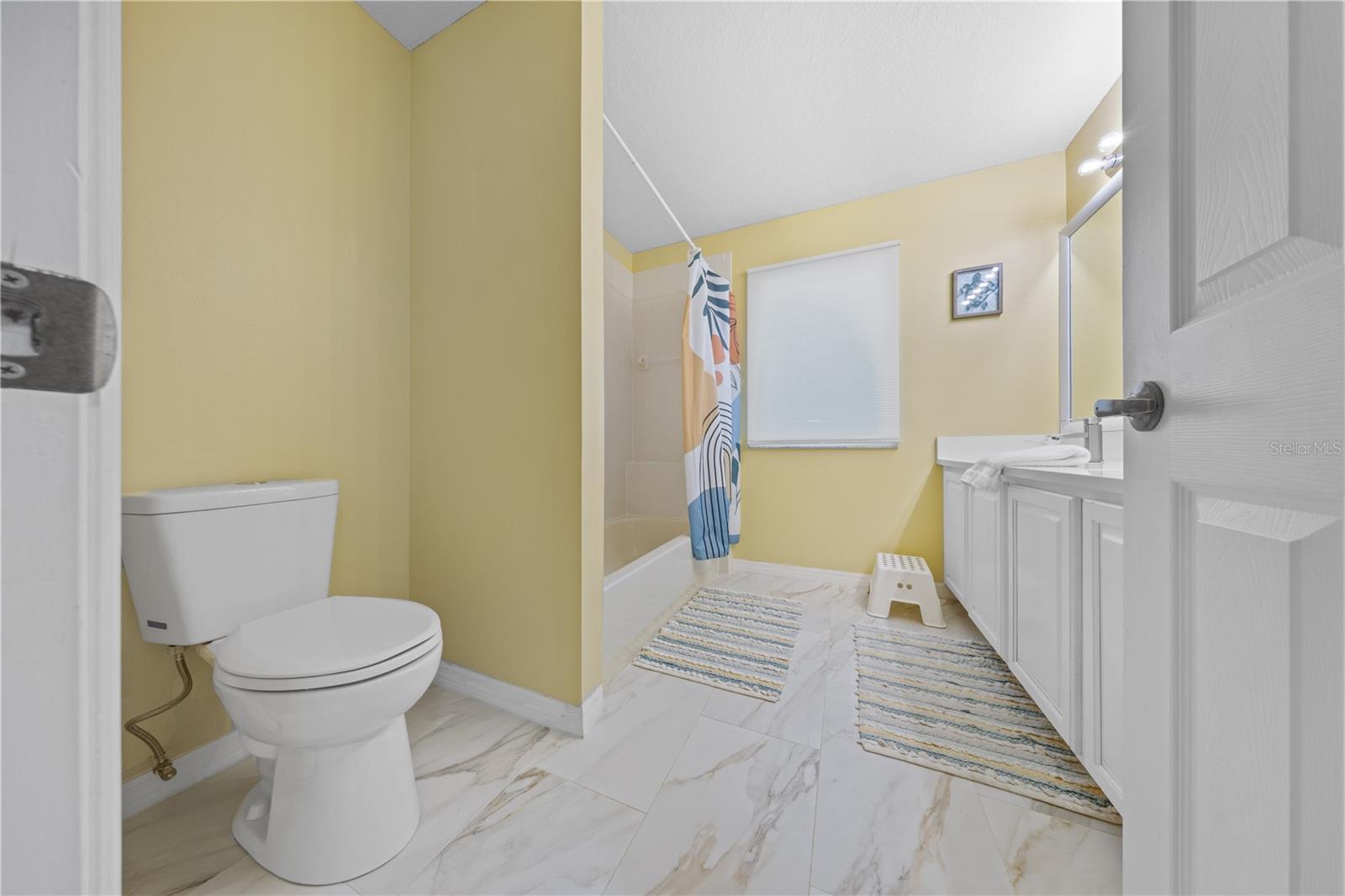 LOST CREEK - Residential