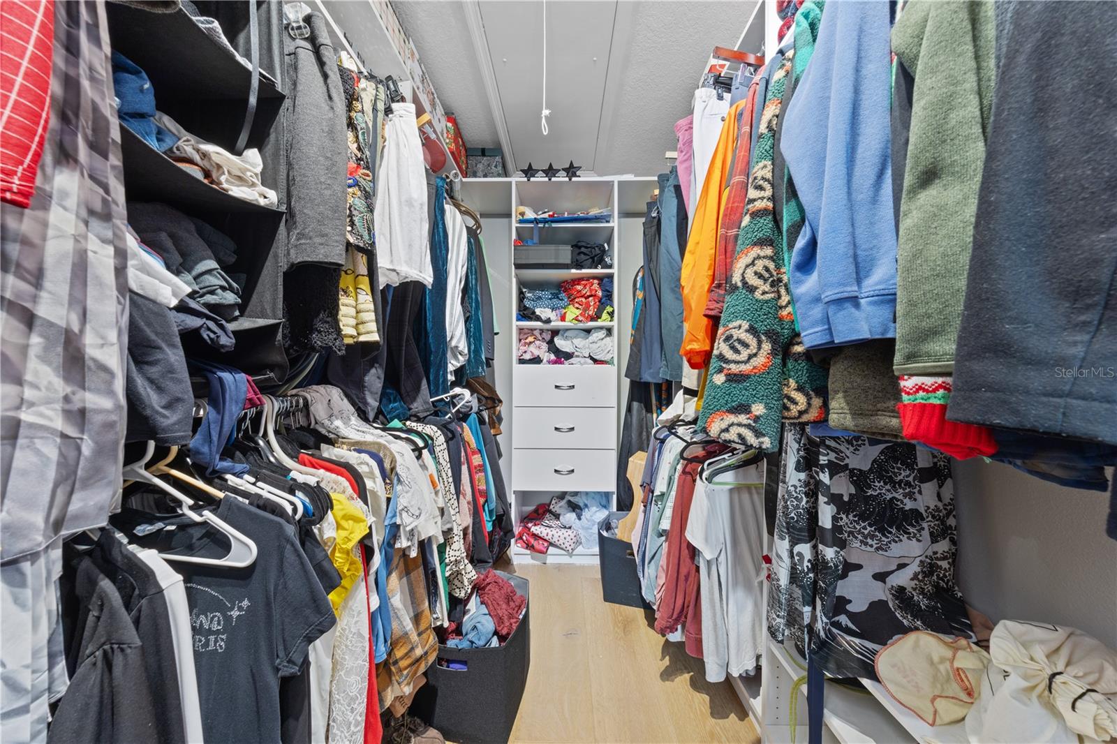 LOST CREEK - Residential