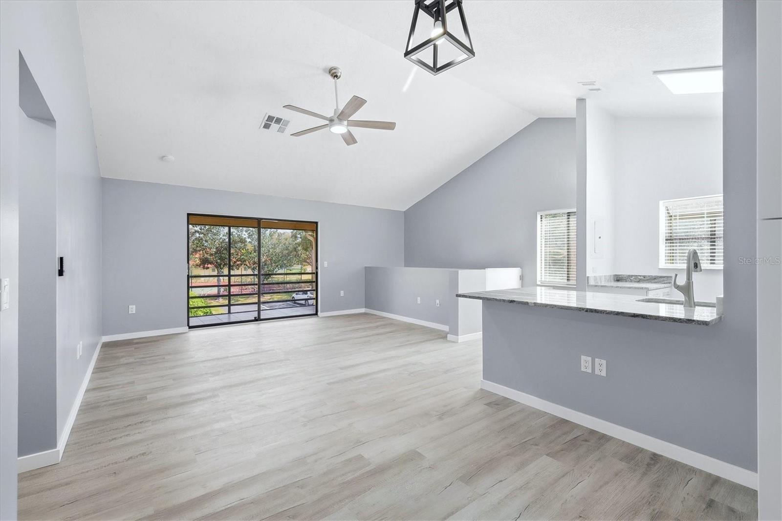 5651 GARDENS DRIVE 5651, SARASOTA, FL, 34243 1 5651 GARDENS DRIVE 5651