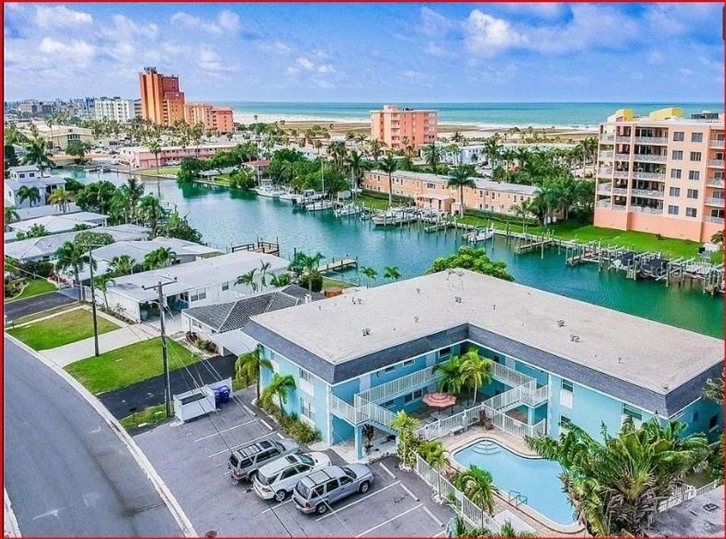 Photo of 11440 1st Street E #6, Treasure Island, FL 33706 (MLS # TB8497919)